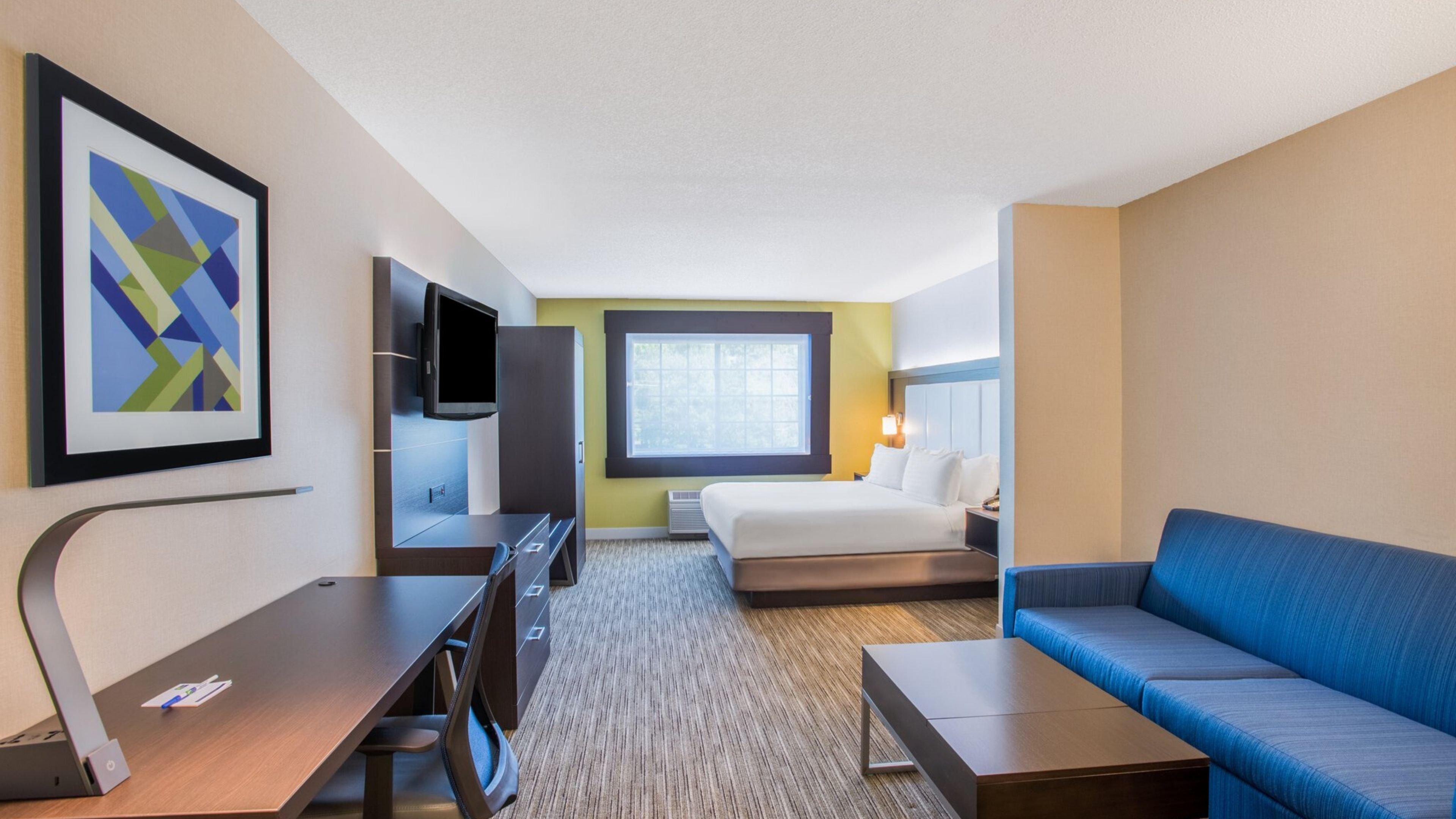 Holiday Express & By Ihg Hotel 3*